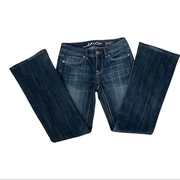 Inc Denim-Regular Fit BootLeg Blue Jeans in Excellent Condition. Size 0P - Picture 3 of 7